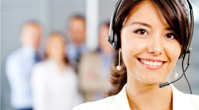 Tout savoir sur le métier d’hôtesse d’accueil !