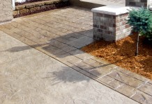 Sol exterieur en beton decoratif