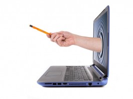Offrir un stylo publicitaire, une communication marketing originale !