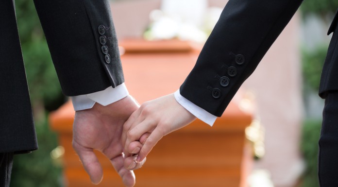 Les informations à connaitre pour organiser les obsèques d’un proche