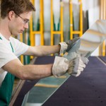 Bricolage et travaux de vitrerie : quelques outils indispensables à avoir