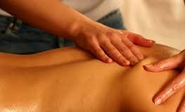 Faire du massage californien : comment bien gérer les séances ?