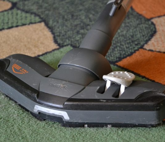 Garder la couleur originale du tapis : comment s’y prendre ?