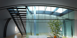 Quand la sécurité est une priorité, le verre feuilleté est-il le meilleur à utiliser?