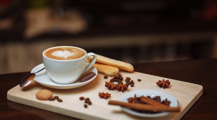 Combien coûte une cafetière Nespresso ?