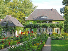 Comment engager un jardinier à domicile ?