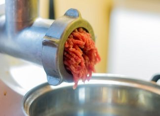 Découvrez les accessoires du hachoir à viande