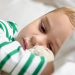 Pourquoi mon enfant n’arrive-t-il pas à dormir seul ?