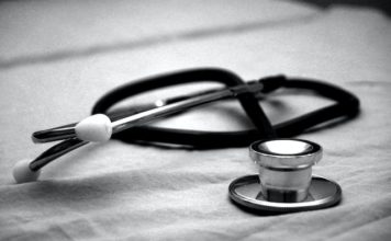 Accès pour tous aux soins de santé : Un droit fondamental