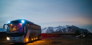 Pourquoi réserver un bus à une centrale autocar pour votre voyage bus