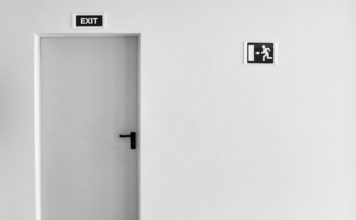 Comment intervenir pour une porte pvc bloquée? porte PVC