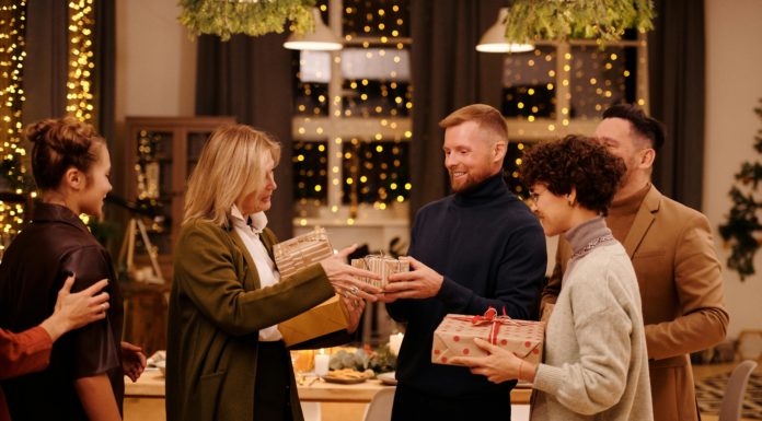 Un coffret cadeau avec le thème qui correspond Coffret cadeau féminin