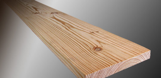 Panneau de bois massif de Mélèze : Un choix résistant Panneau de bois massif de Mélèze