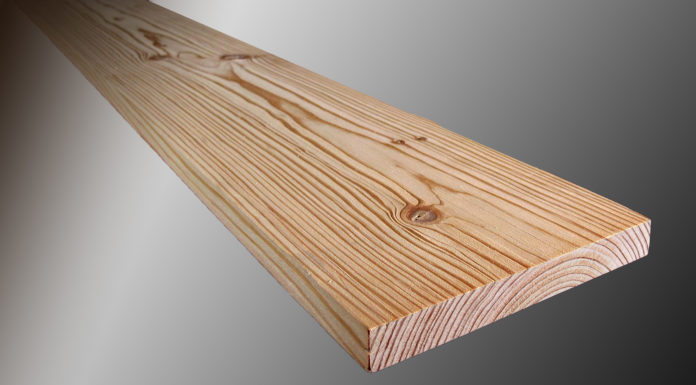 Panneau de bois massif de Mélèze : Un choix résistant Panneau de bois massif de Mélèze