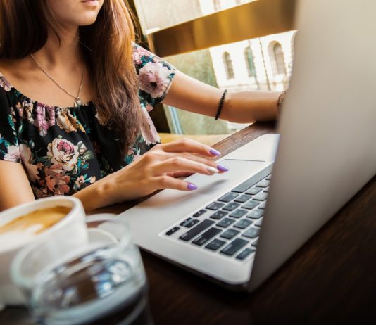 Bien-être et Carpe Diem : Profitez du Présent pour Une Vie Plus Épanouie Bien-être et Carpe Diem : Profitez du Présent pour Une Vie Plus Épanouie