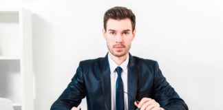 Services aux Entreprises et Particuliers : Des Solutions Adaptées à Tous les Besoins Services aux Entreprises et Particuliers : Des Solutions Adaptées à Tous les Besoins