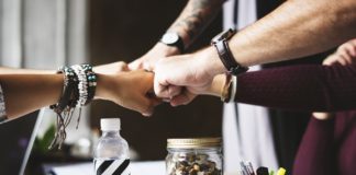 Partenaire pour l’Excellence et la Croissance : Un Engagement Stratégique vers la Réussite Durable Partenaire pour l'excellence et la croissance d'une entreprise