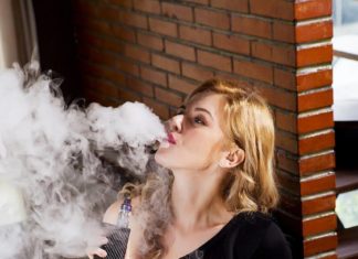 Accès pour tous aux soins pour une meilleure santé Accès pour tous aux soins pour une meilleure santé : Un Enjeu Fondamental