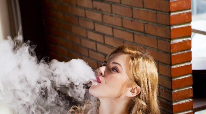 Accès pour tous aux soins pour une meilleure santé Accès pour tous aux soins pour une meilleure santé : Un Enjeu Fondamental