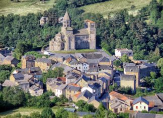 Randan dans le Puy-de-Dôme : Un Patrimoine Historique et Naturel à Découvrir Randan dans le Puy-de-Dôme : Un Patrimoine Historique et Naturel à Découvrir