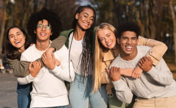 Mode femmes, hommes et enfants : tendances, styles et conseils pour toute la famille Mode femmes, hommes et enfants : tendances, styles et conseils pour toute la famille