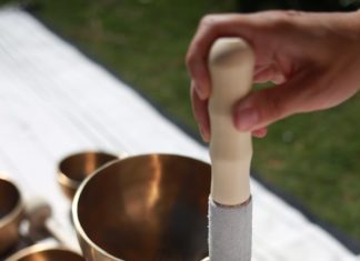 Prendre soin de soi et vivre le moment présent : une philosophie de vie bénéfique Prendre soin de soi et vivre le moment présent.