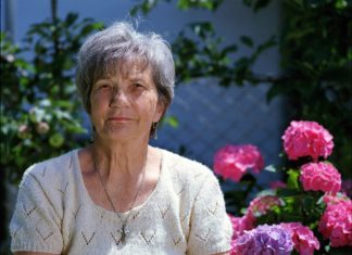 Seniors actifs au top de leur forme : les clés d’un vieillissement épanoui Seniors actifs au top de leur forme.