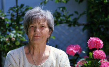 Seniors actifs au top de leur forme : les clés d’un vieillissement épanoui Seniors actifs au top de leur forme.