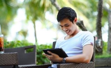 Un œil sur le monde de l’emploi et des formations : comprendre les tendances pour mieux s’orienter Trouver un emploi, un job, une formation en ligne ou en entreprise